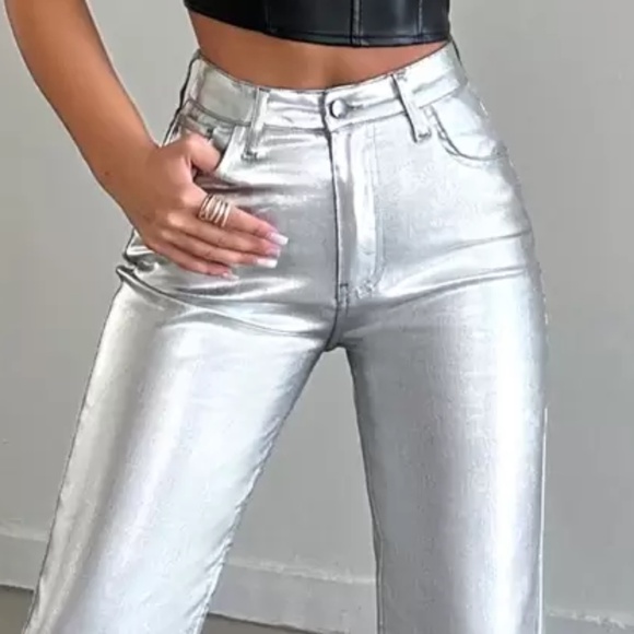 SHEIN Metallic Silver High Rise Straight Leg Jeans - Picture 4 of 12